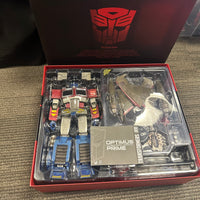 Sideshow Hot Toys- “Transformers” Optimus Prime (Starscream Version) TF001 Collectible Figure