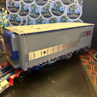 Transformers- “Transformers: Dark of the Moon” Optimus Prime w/ Mech Tech Trailer Voyager Class Figure