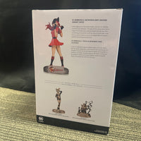DC Collectibles- Batwoman “DC Bombshells” Collectible Statue