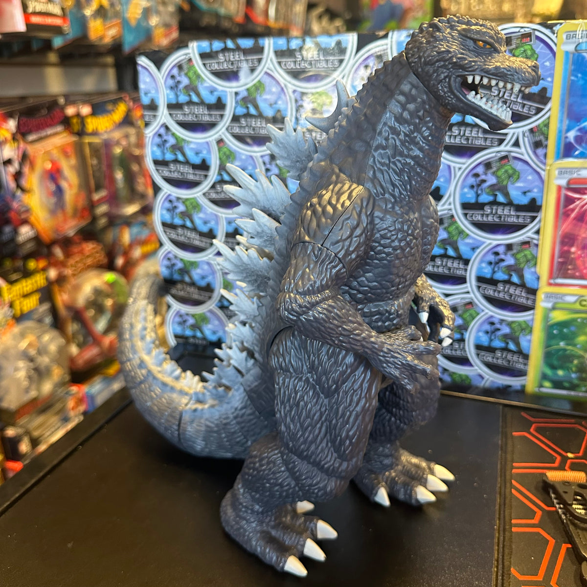 2004 Godzilla Godzilla Poseable 12 Action Figure Steel 2004-godzilla-godzilla-poseable-12-action-figure-steel