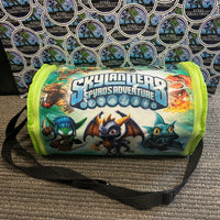 Skylanders- Skylander Storage Duffel Bag/Carrying Case “Skylanders Spyro’s Adventure” Toys-To-Life Accessory