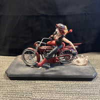 DC Comics- “Gotham City Garage” Harley Quinn (Ltd #313/5200) DC Collectibles Statue