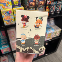 POP MART- DIMOO WOLRD: DISNEY MICKEY AND FRIENDS AUTHENTIC BLIND BOX VINYL PLUSH KEYCHAIN (NEW)