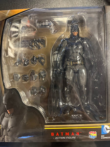 Mafex DC Batman (Batman V Superman)