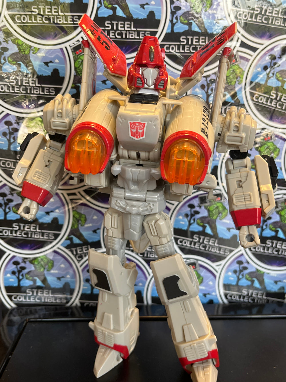 Transformers Universe Ultra Powerglide