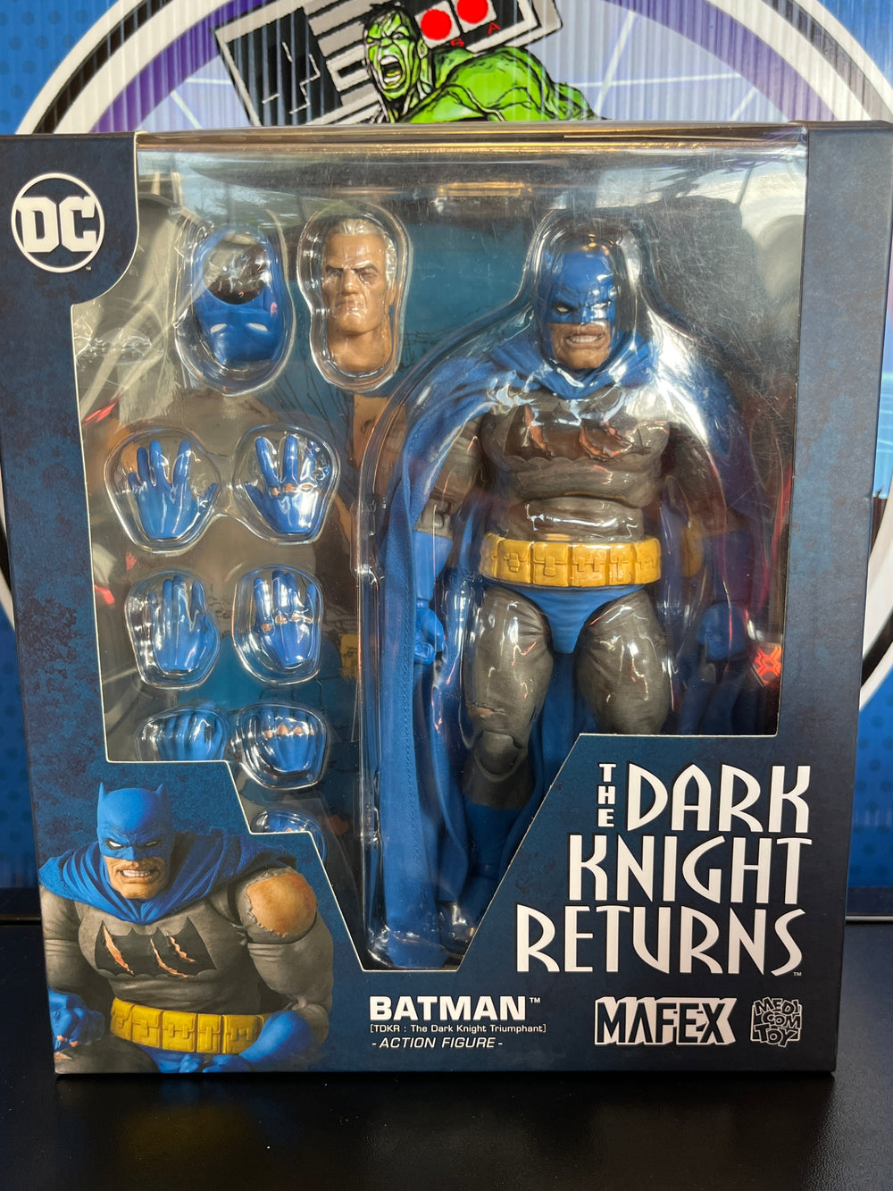 Mafex The Dark Knight Returns Batman (Triumphant)