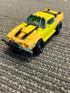 Transformers Rise of the Beasts Mainline Deluxe Bumblebee