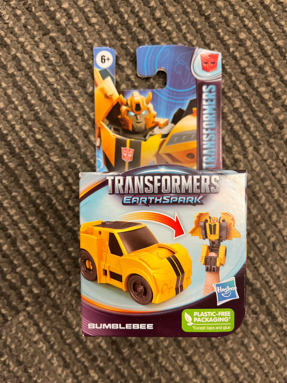 Transformers Earthspark Taction Bumblebee 1 Step Finger Figure