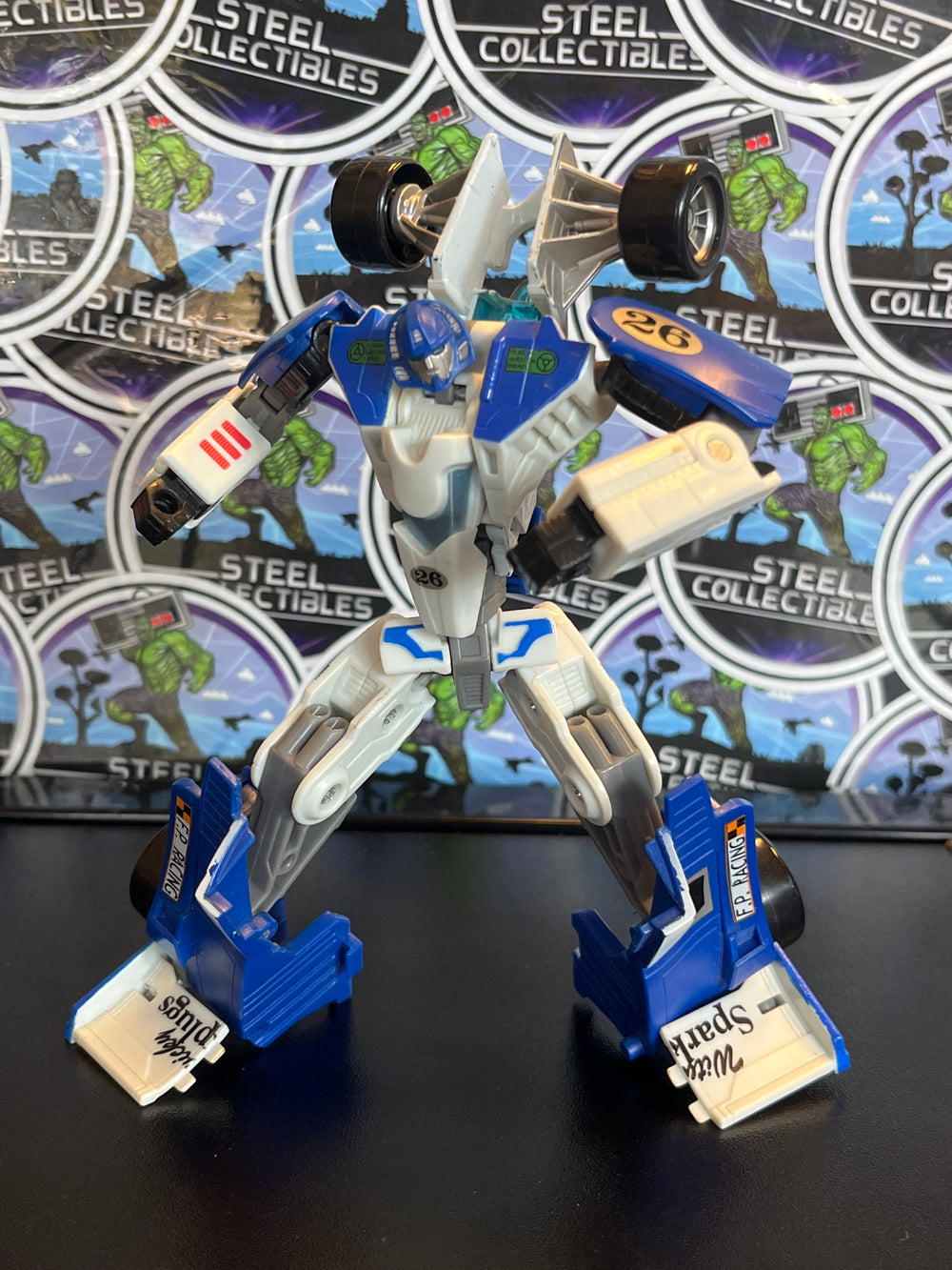 Transformers Universe Deluxe Mirage
