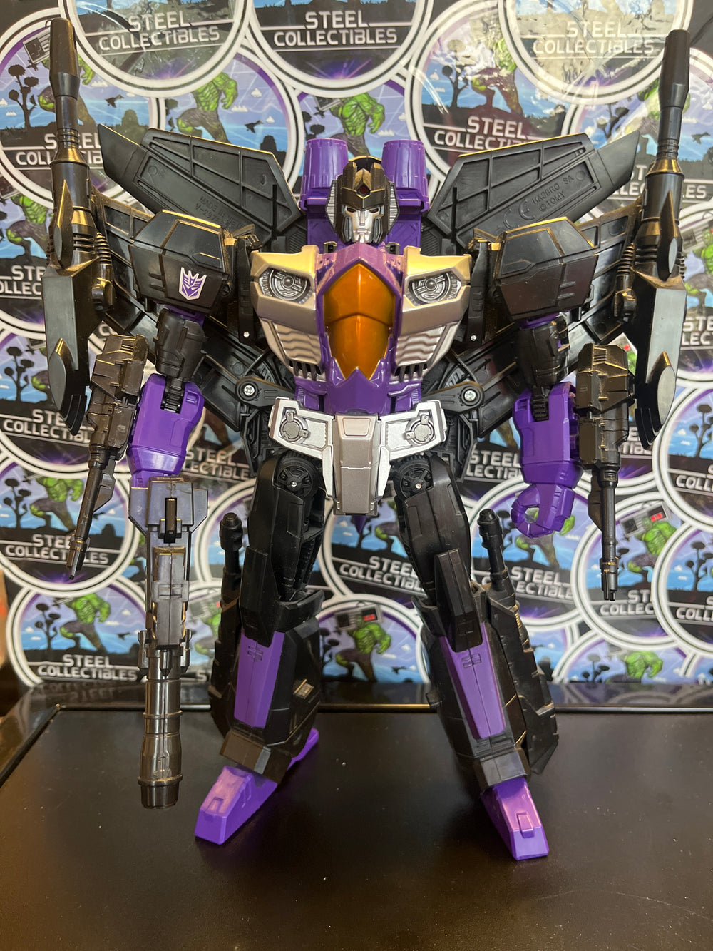 Transformers Combiner Wars Leader Class Skywarp