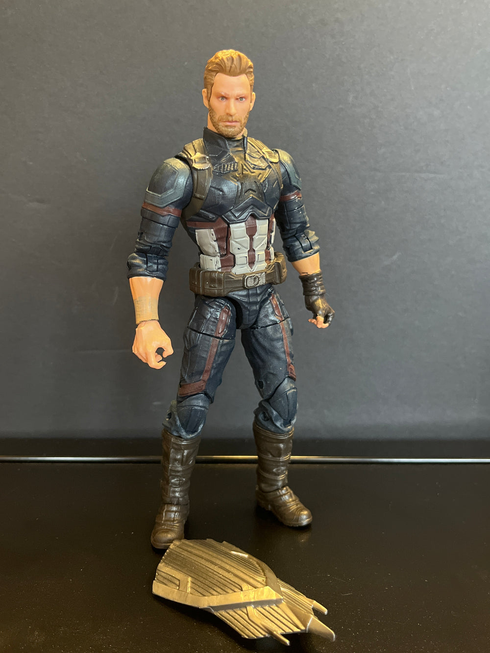 Marvel Legends Infinity War Captain America (Thanos BAF)