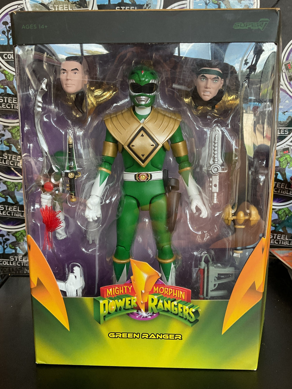 Super 7 Ultimates Mighty Morphin Power Rangers Green Ranger