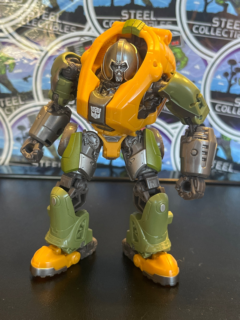 Transformers Studio Series Brawn (Bumblebee) missing gun