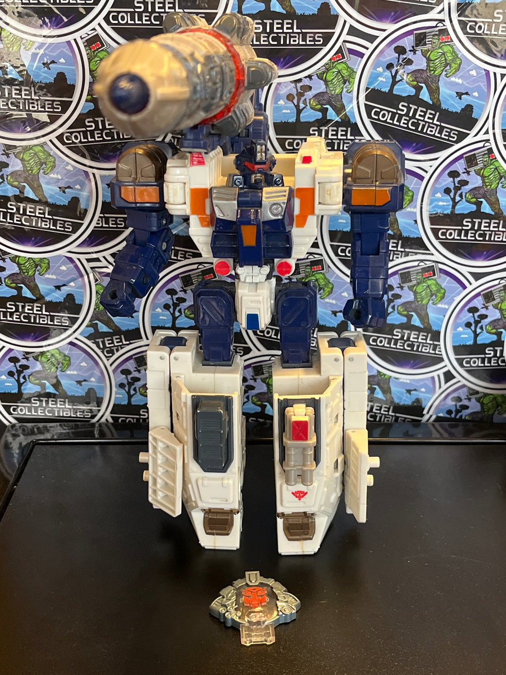 Transformers Cybertron Defense Red Alert