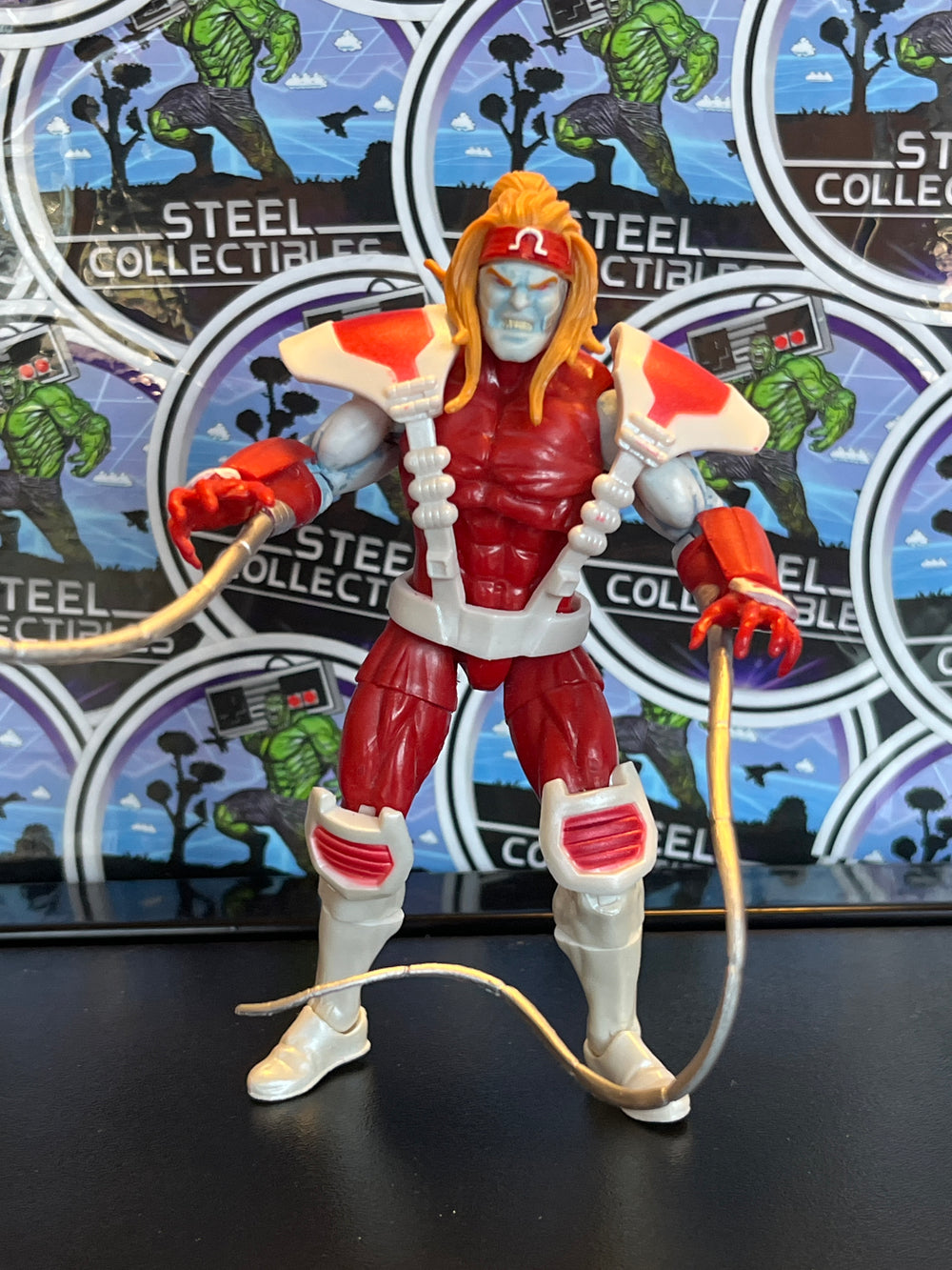 Marvel Universe 3.75 Omega Red