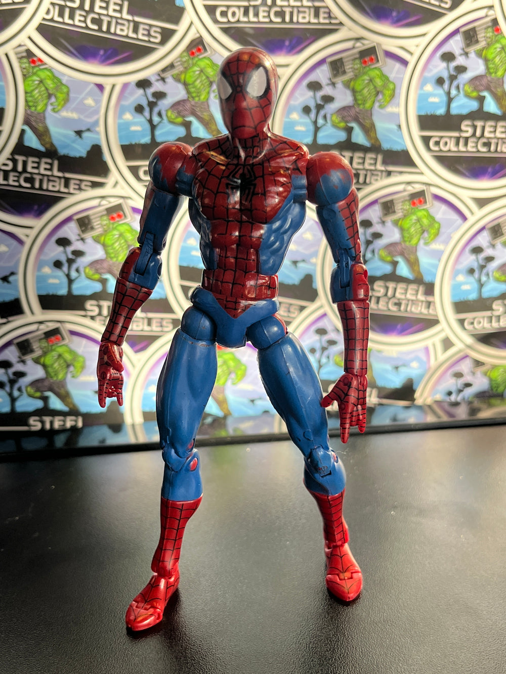 ToyBiz Marvel Legends - Urban Legends Spider-Man