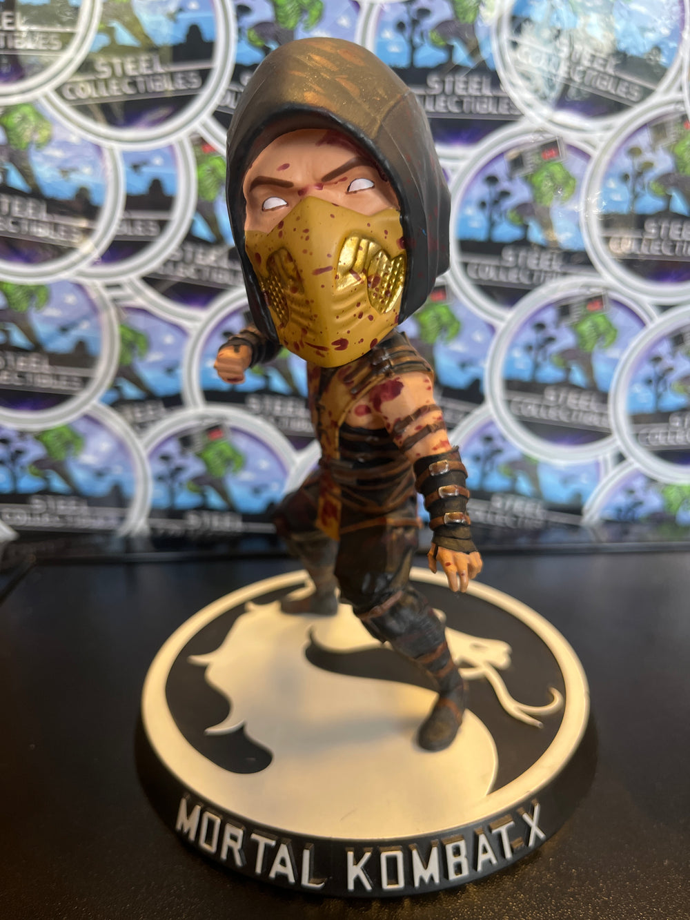 Mezco Mortal Kombat Scorpion Bobble-head