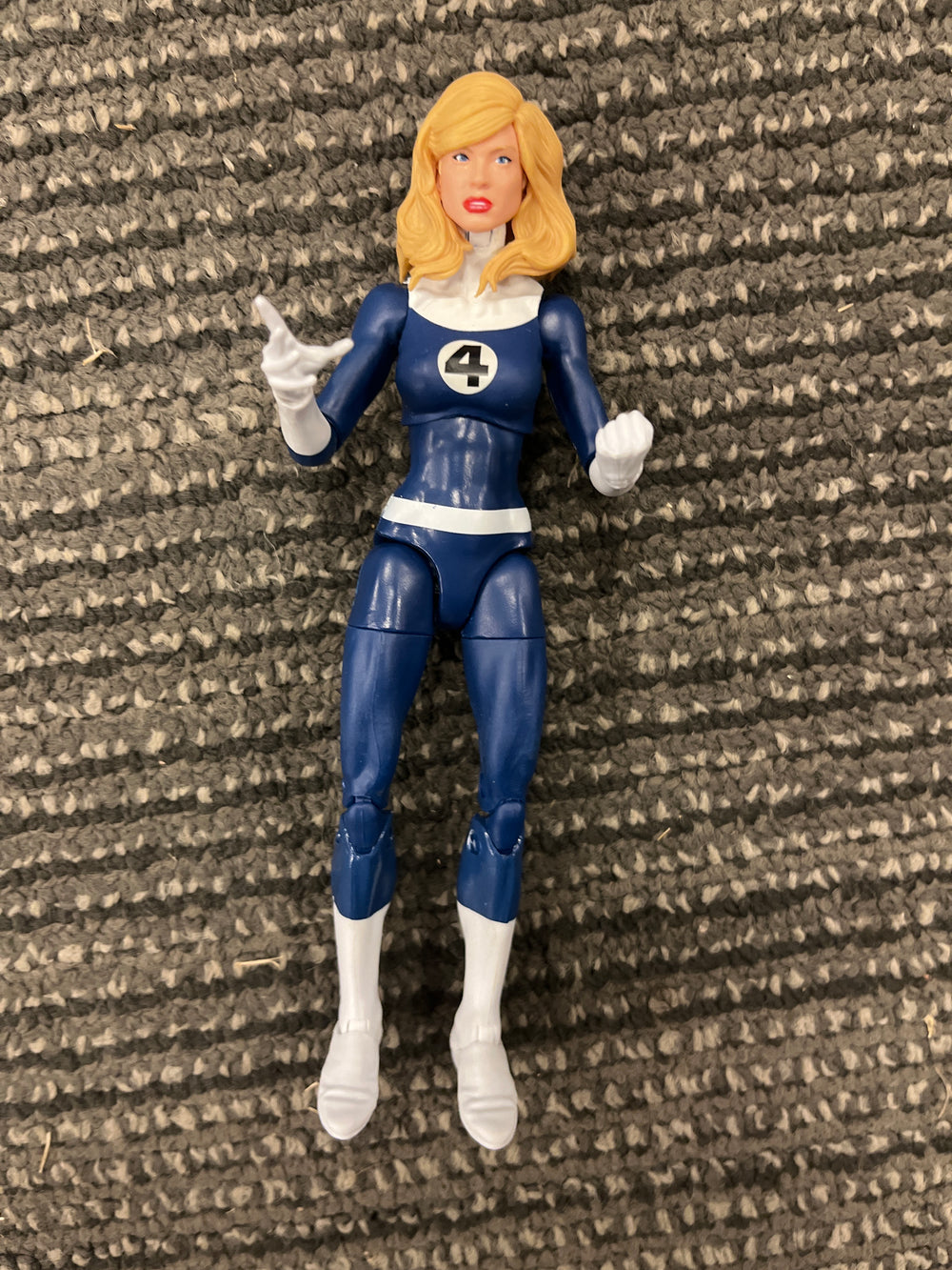 Marvel Legends Retro Invisible Woman “Fantastic 4”