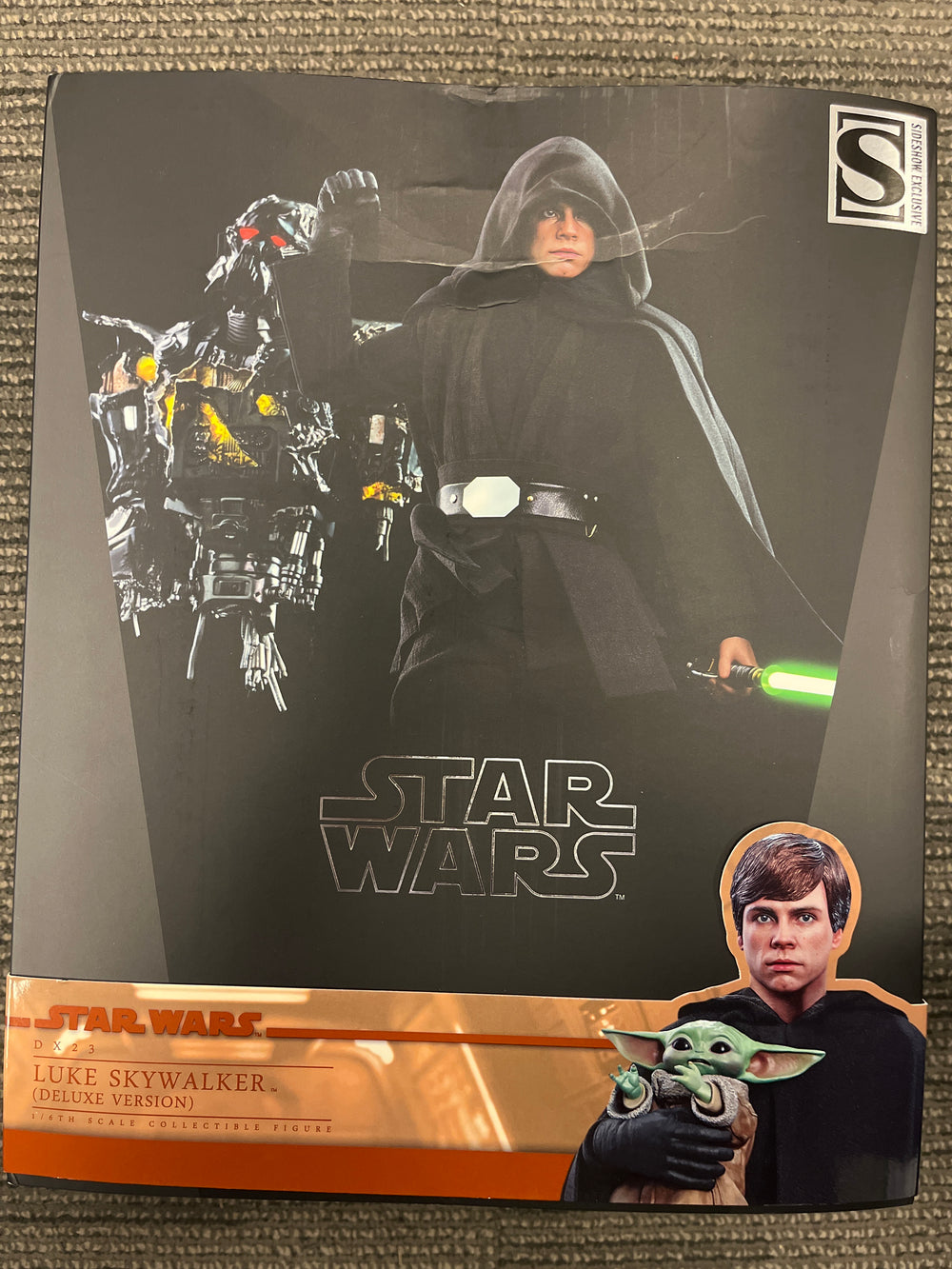 Star Wars Hot Toys 1/6 Luke Skywalker (Deluxe Version) DX23 with Grogu and Dark Trooper (Pre-Owned)