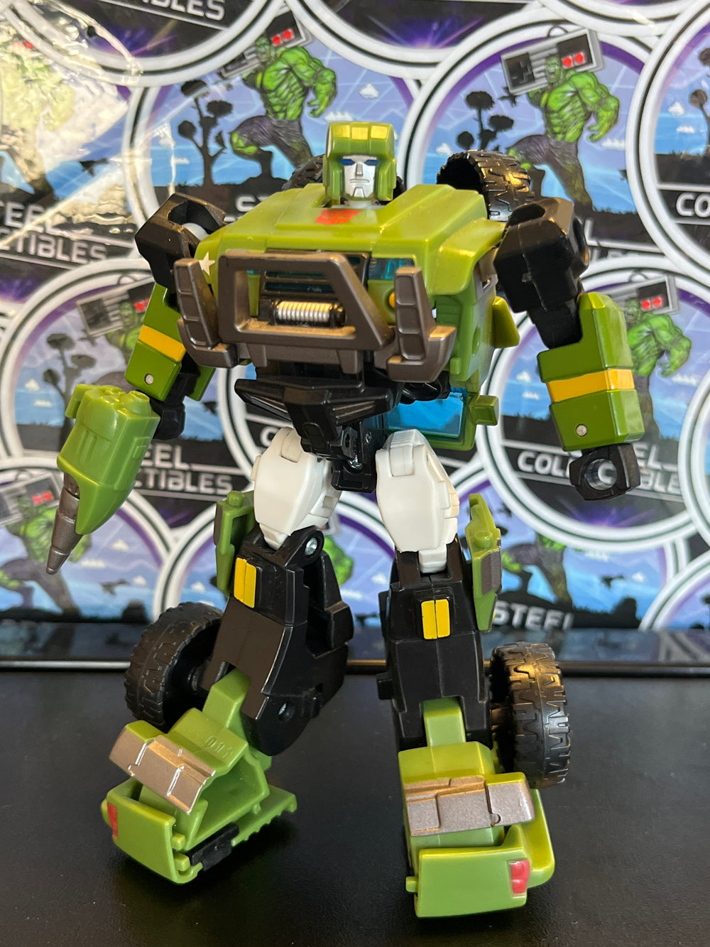 Transformers Universe Autobot Hound