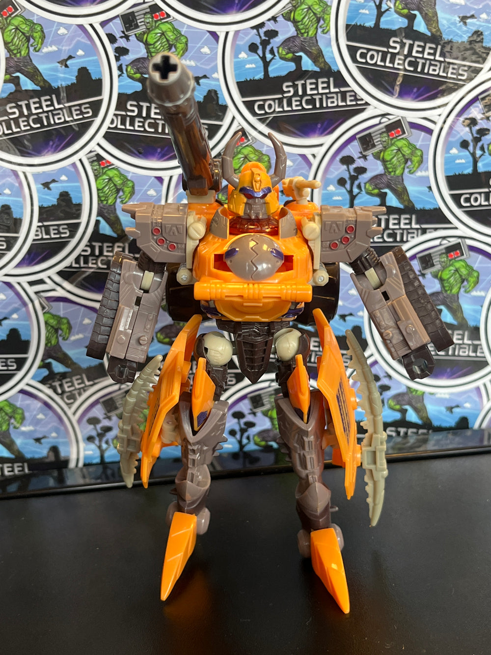 Transformers Cybertron Deluxe Unicron