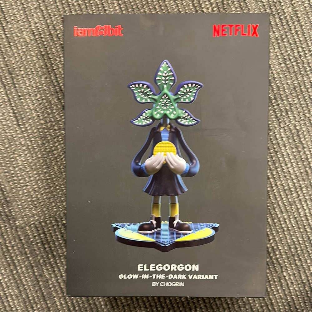 iam8bit- Netflix: Stranger Things “Elegorgon” Glow-in-the-Dark Variant Statue (Unsealed)