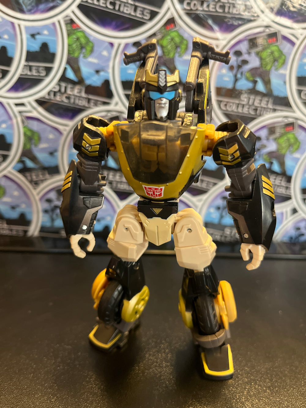 Transformers legacy Animated Universe Prowl