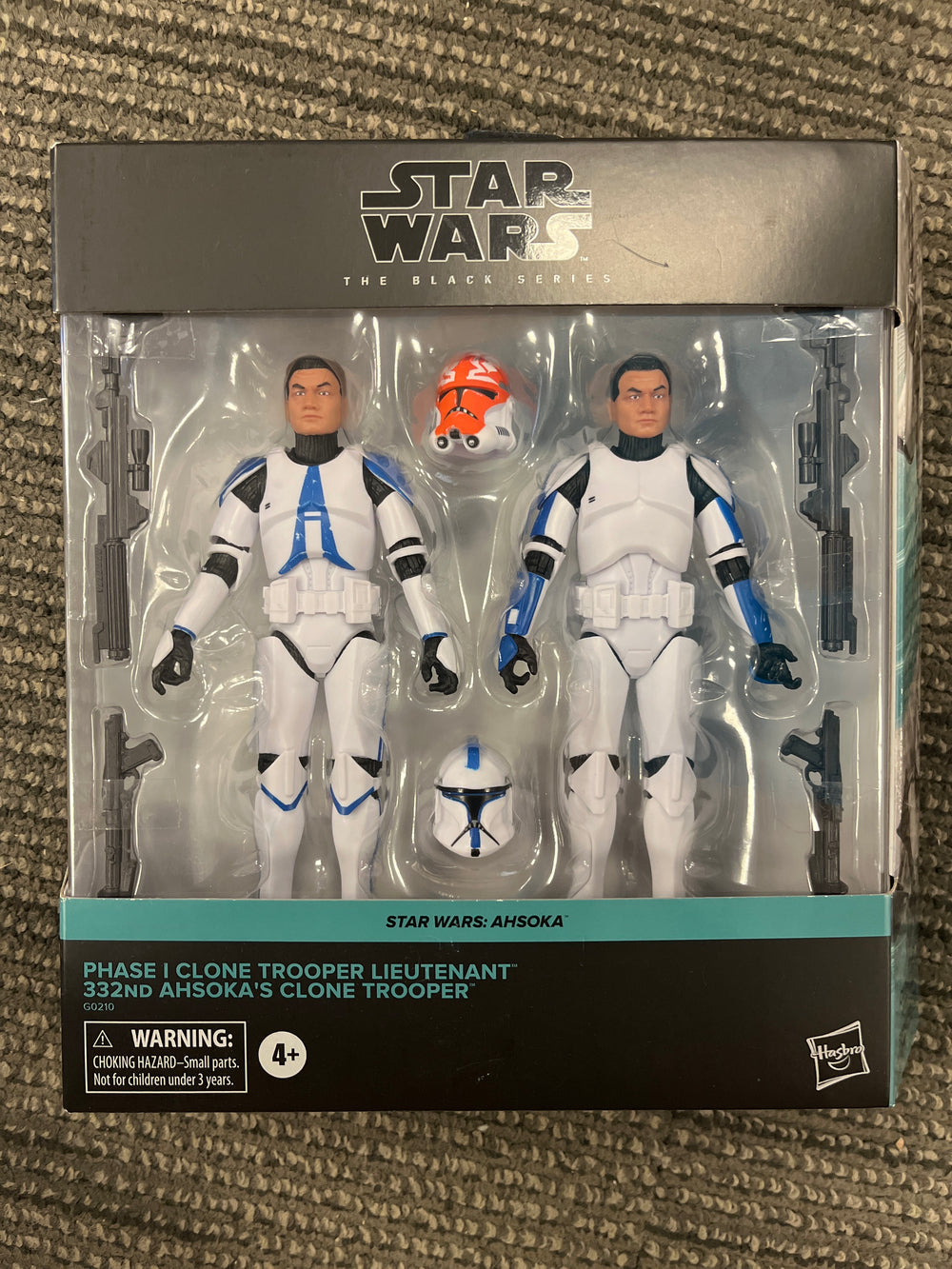 Star Wars Black Series Phase 1 Clone Trooper Lieutenant and 332nd Ashoka’s Clone Trooper (open)