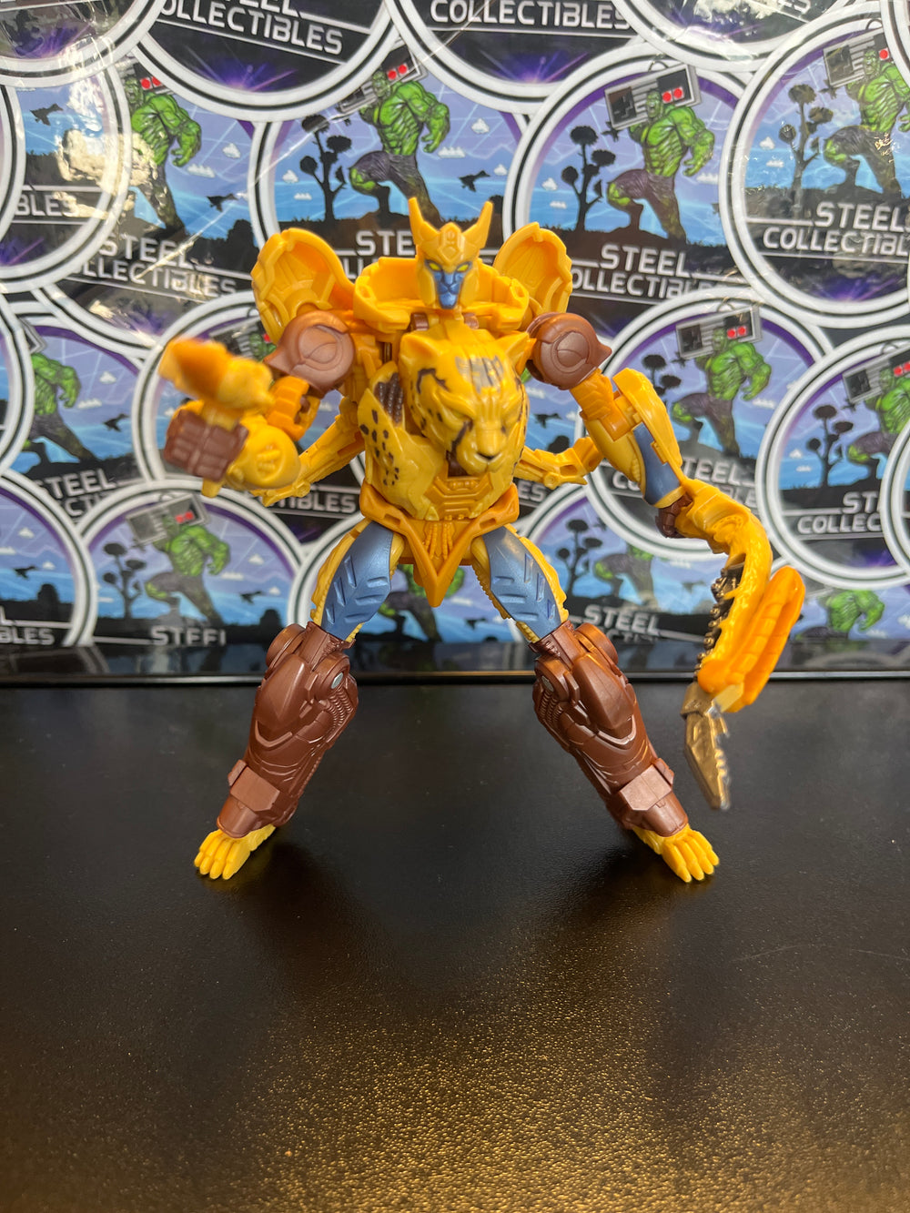 Transformers Rise of the Beasts Mainline Deluxe Maximal Cheetor