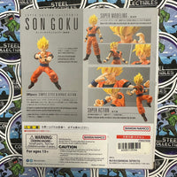 S.H. Figuarts- Bandai “Dragon Ball Z” Son Goku (Super Saiyan Full Power) Tamashii Nations Poseable Action Figure [CIB]
