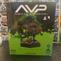 HC Figurines- “AVP: Alien Vs. Predator” Xenomorph Grid 1:16 Scale Figurine [New]
