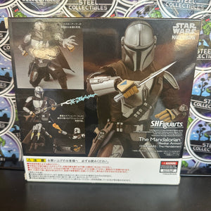 S.H. Figuarts- The Mandalorian (Beskar Armor) “Star Wars: The Mandalorian” Figure (Preowned)