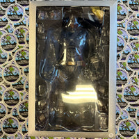 Sideshow- DC’s “Batman V Superman: Dawn Of Justice” Armored Batman (2.0) Hot Toys MMS743-D62 1/6th Scale Collectible Figure [CIB]
