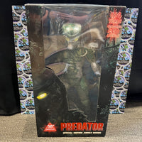 NECA- Reel Toys “Predator” Special Edition Jungle Demon Predator (30th Anniversary) 1/4th Scale Poseable Action Figure w/ LED Lights [Read Description!]
