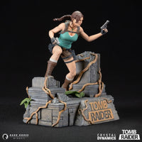 Dark Horse Deluxe- “Tomb Raider” Lara Croft PVC Statue