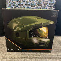 Jazwares- “Halo: The Spartan Collection” Master Chief (GameStop Exclusive) Deluxe Helmet w/ Lights & Sounds [CIB]
