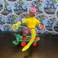 TMNT- Playmates 1989 “Teenage Mutant Ninja Turtles” Mondo Gecko Vintage Poseable Action Figure
