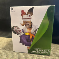 DC Collectibles- The Joker & Harley Quinn “DC Bombshells” Collectible Statue