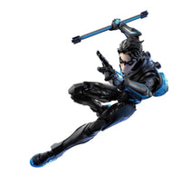 Blokees- DC “Batman Beyond” Batman Beyond Champion Class (M Size) Poseable 1/12 Scale Action Figure Model Kit w/ Accessories [New/Sealed]
