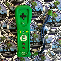 Nintendo Wii- “Super Mario Bros.” Luigi Wii Motion Plus Wireless Remote/Controller w/ Sleeve [CIB- DAMAGED, SEE PICTURES!]
