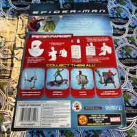 Toy Biz- “Spider-Man” Peter Parker w/ Water Web Shooting (Official Mocie Merchandise!) Action 6”Poseable Action Figure [New/Sealed]

