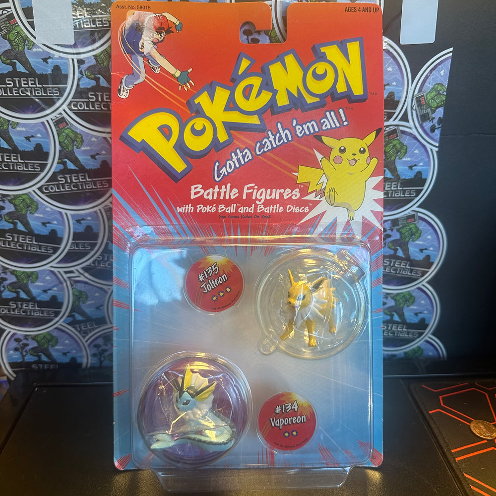 Hasbro- 1999 “Pokémon Battle Figures w/ Poké Ball and Battle Disc” Jolteon #135 and Vaporeon #134 Figure (New)