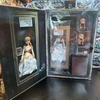 NECA- “Annabelle Comes Home” Annabelle Poseable Action Figure
