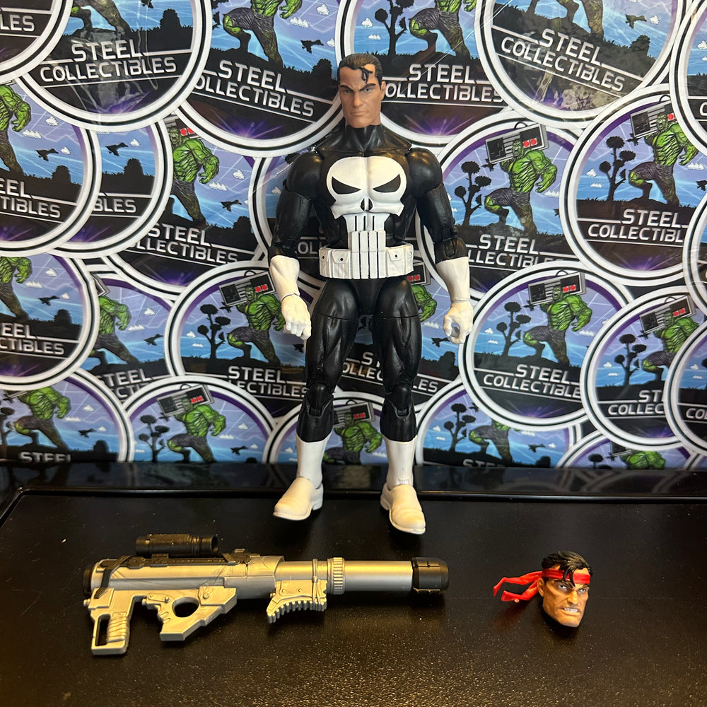Marvel Legends- Punisher Retro Series Figure