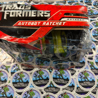 Transformers- 2007 “Transformers: The Movie” Autobot Ratchet (Automorph Technology) Voyager Class Poseable Action Figure [New/Sealed]
