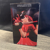 DC Collectibles- Batwoman “DC Bombshells” Collectible Statue