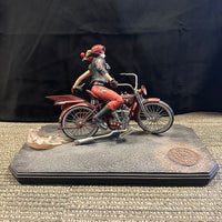 DC Comics- “Gotham City Garage” Harley Quinn (Ltd #313/5200) DC Collectibles Statue

