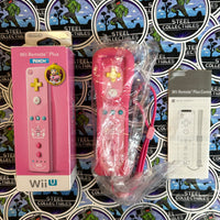 Nintendo Wii- “Super Mario Bros.” Princess Peach Wii Motion Plus Wireless Remote/Controller w/ Sleeve [CIB w/ Manual!]
