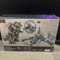 Transformers- “G1/Generation 1” Decepticon Trypticon (Platinum Edition) Figure (New)
