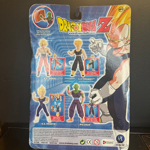 Irwin- “Dragon Ball Z” Striking Z Fighters Super Saiyan Goku Figure (New)